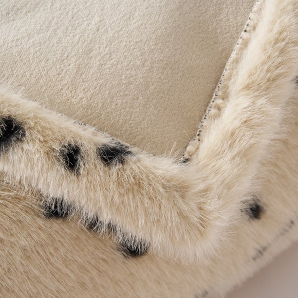 Carousel navigation image position 4 of 4