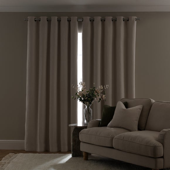 Carousel navigation image position 5 of 7