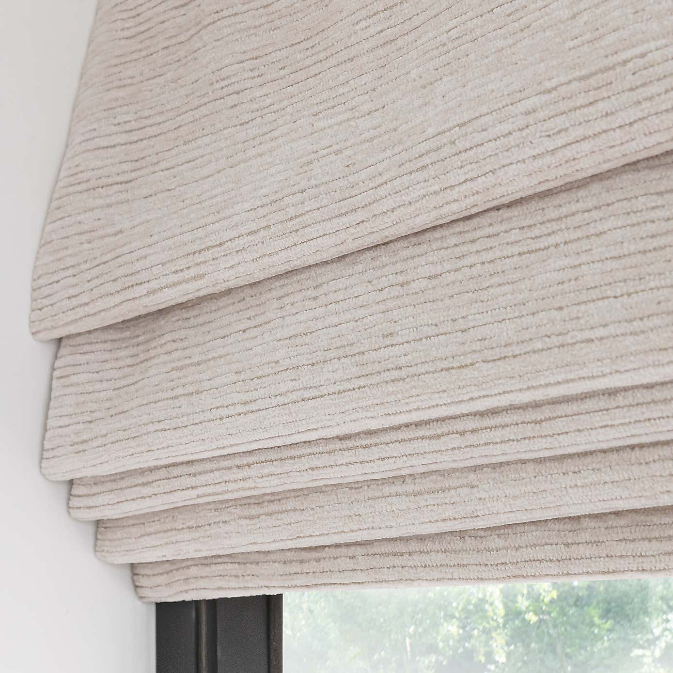 Carousel zoom image position 5 of 7