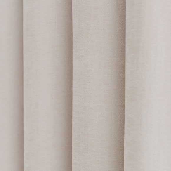 Carousel navigation image position 3 of 6