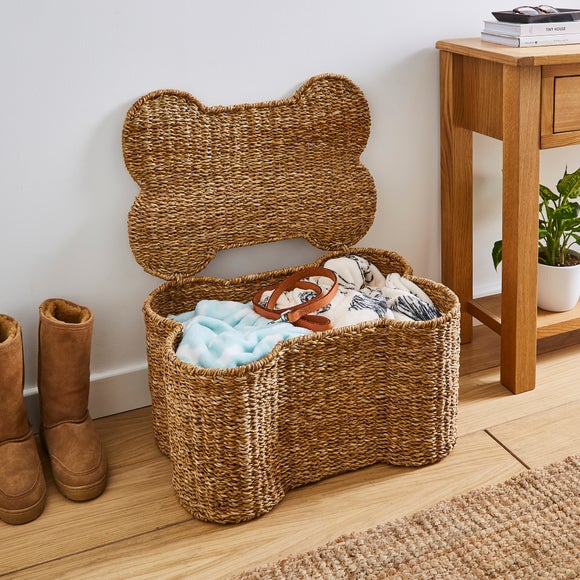 Carousel navigation image position 2 of 3