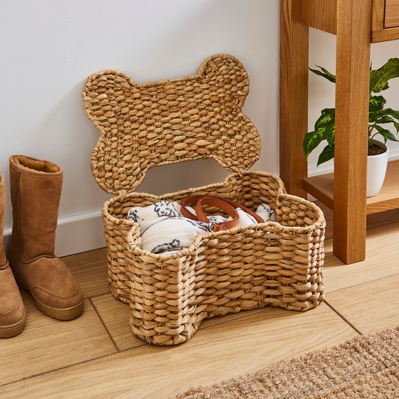 Carousel navigation image position 2 of 3