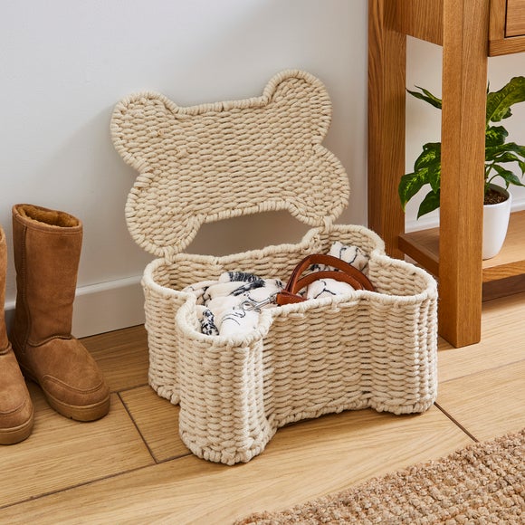 Carousel navigation image position 2 of 3