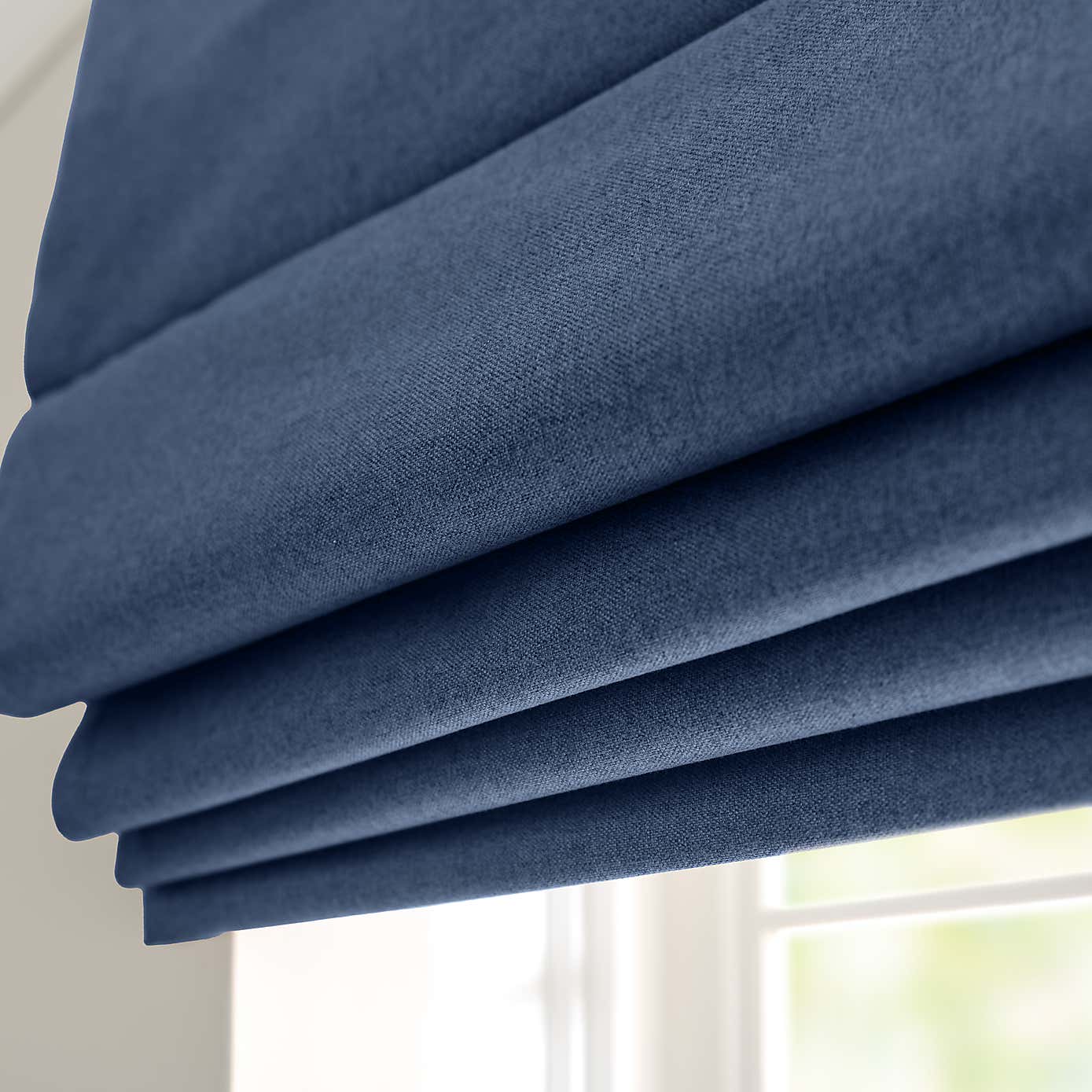 Carousel zoom image position 4 of 6