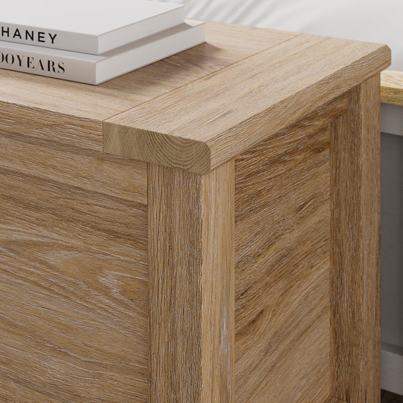 Carousel navigation image position 4 of 8