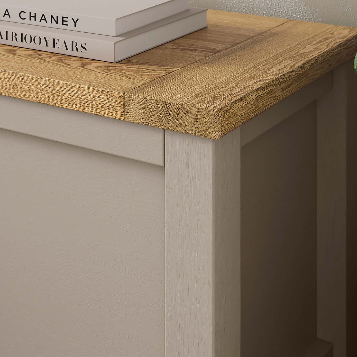 Carousel zoom image position 4 of 7