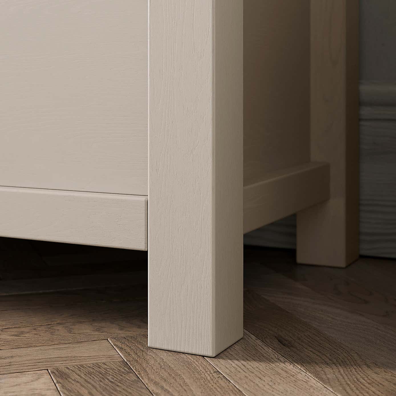 Carousel zoom image position 5 of 7