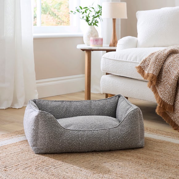 Carousel navigation image position 3 of 5