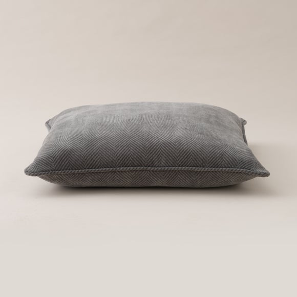 Carousel navigation image position 3 of 3