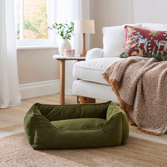 Carousel navigation image position 3 of 5