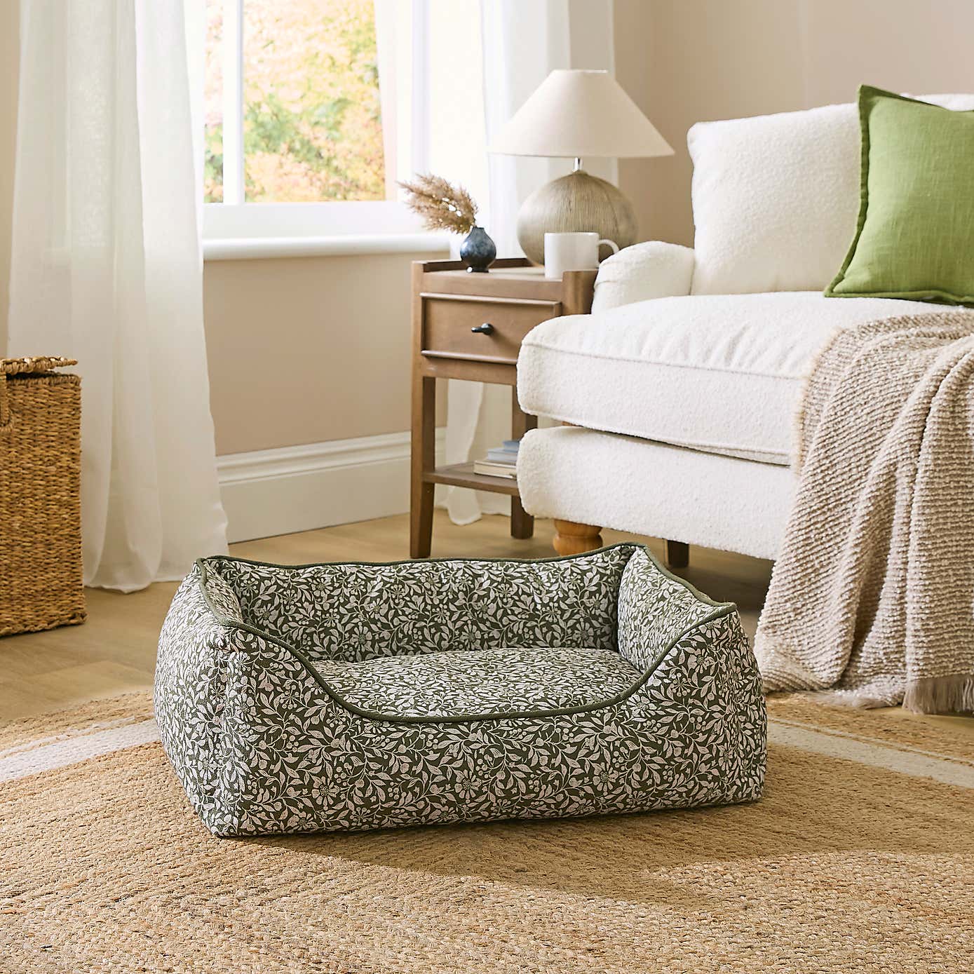 Carousel zoom image position 3 of 5