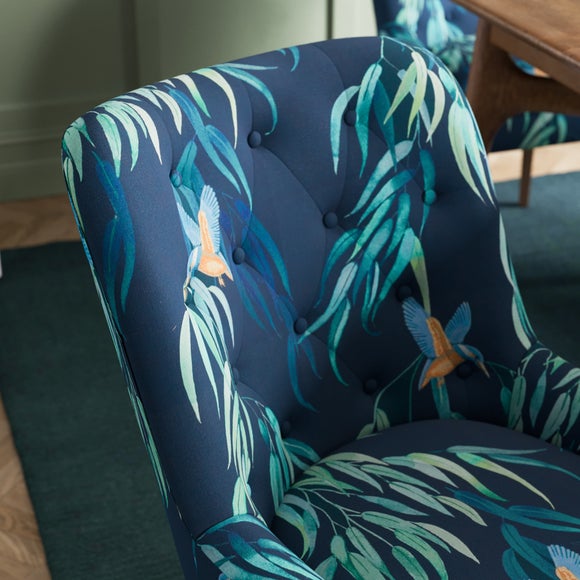 Carousel navigation image position 3 of 8