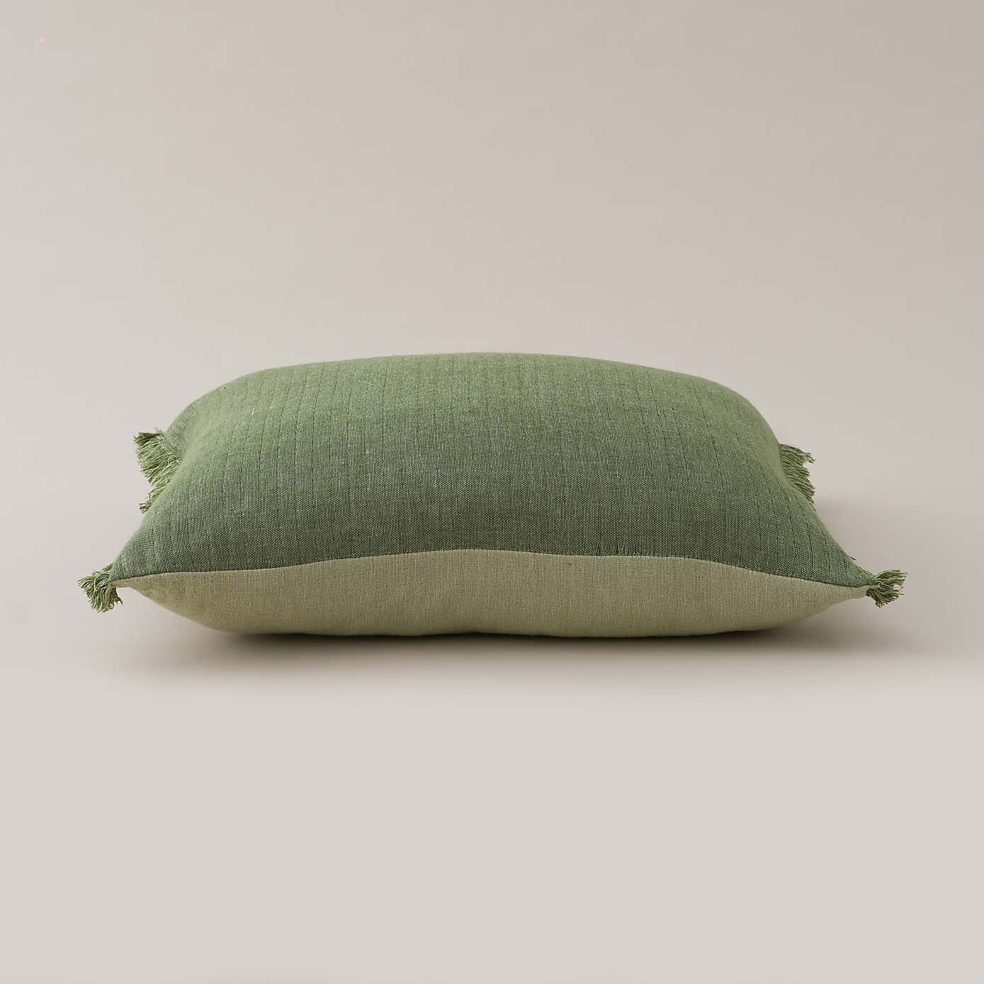 Carousel zoom image position 4 of 7