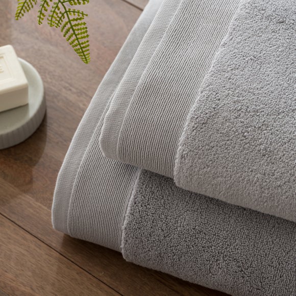 Carousel navigation image position 3 of 4