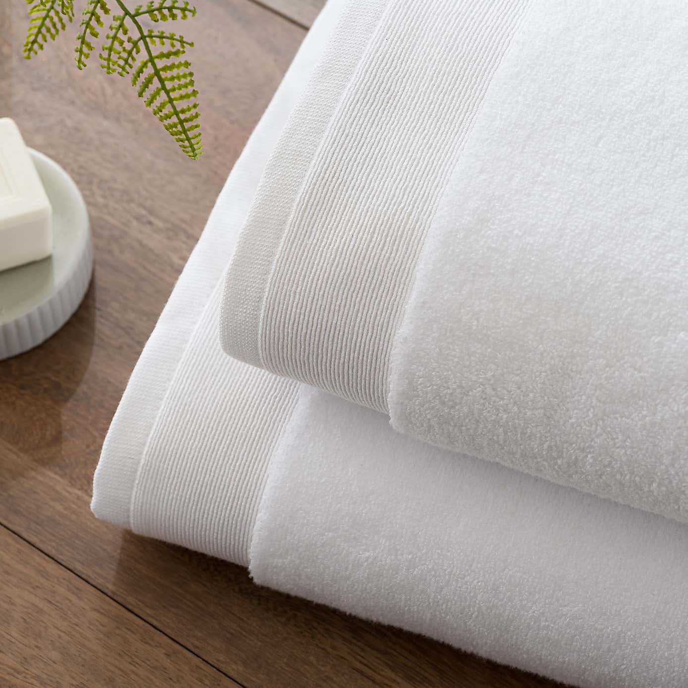 Carousel zoom image position 3 of 4