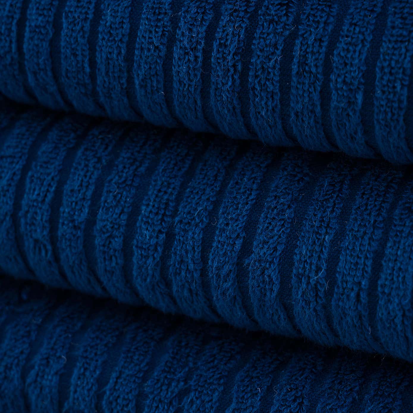 Carousel zoom image position 2 of 3