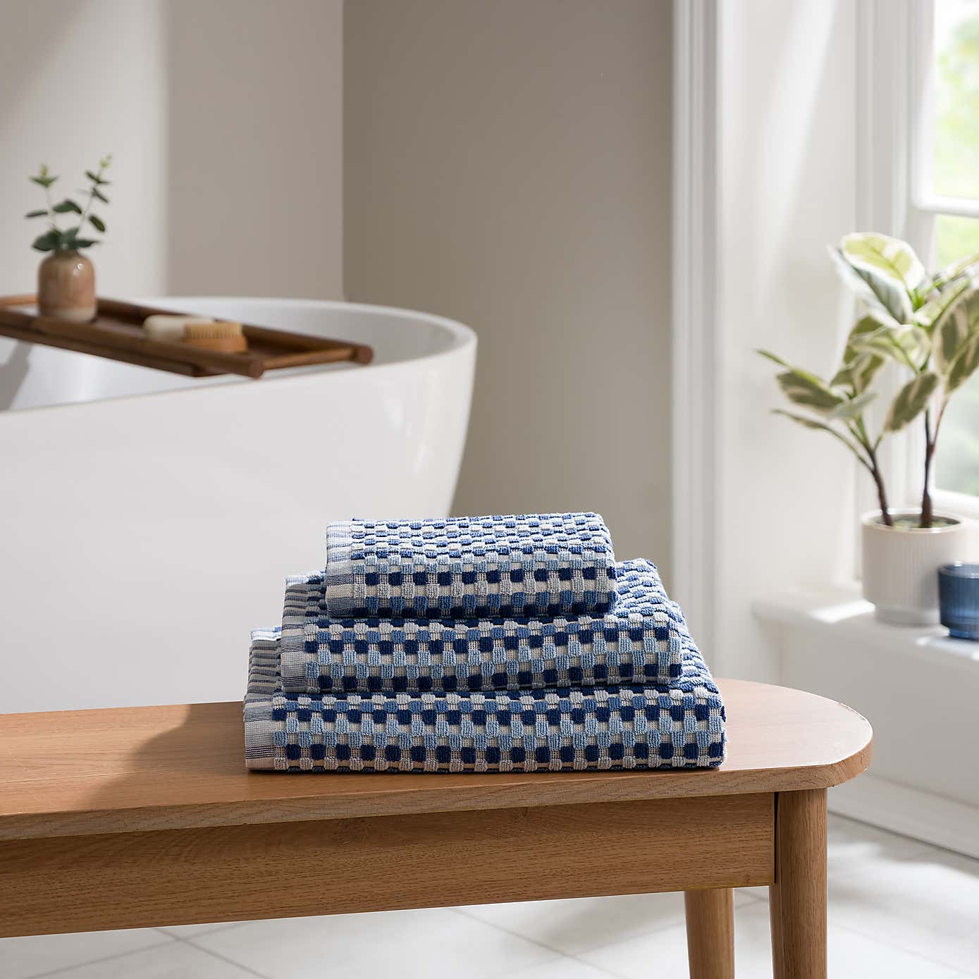 Carousel zoom image position 2 of 6