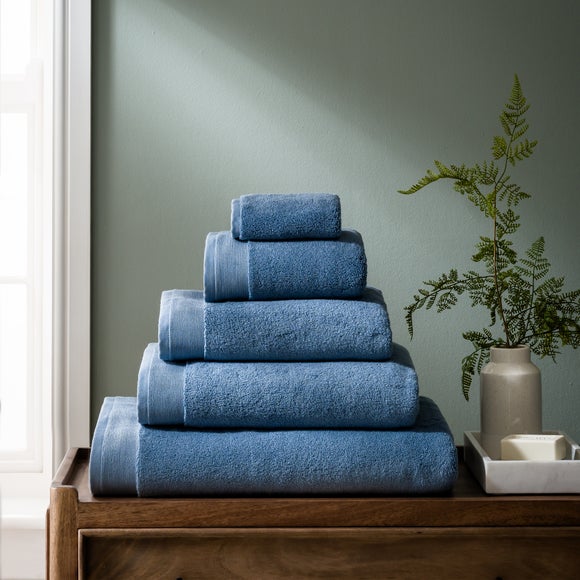 Carousel navigation image position 1 of 4