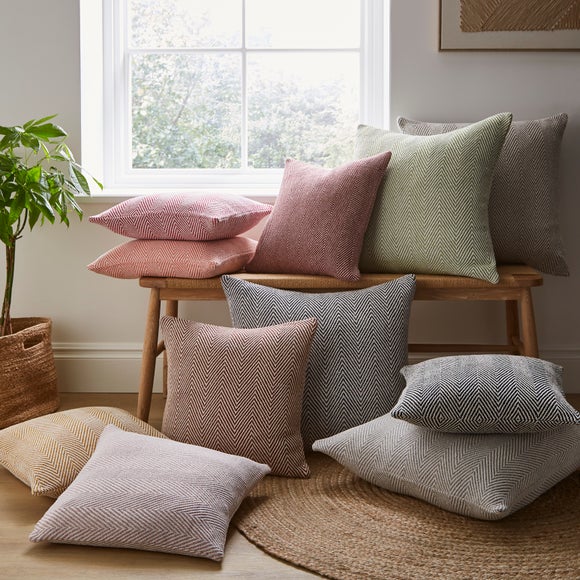 Carousel navigation image position 4 of 4