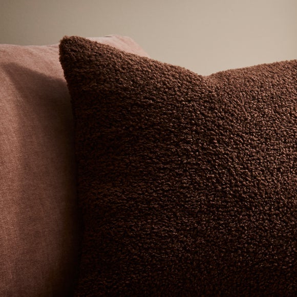 Carousel navigation image position 2 of 4