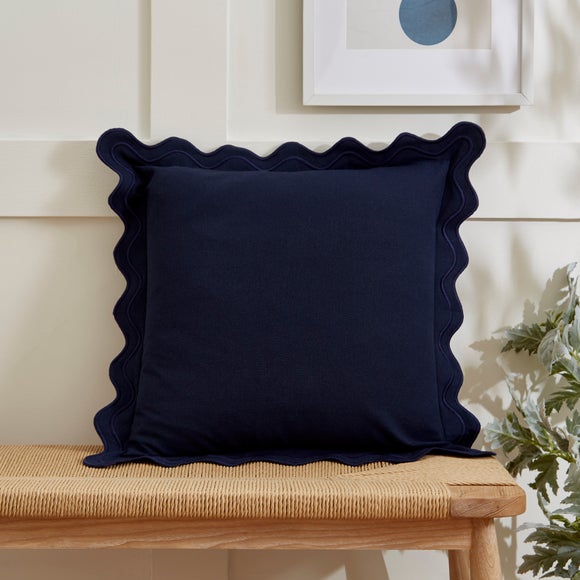 Scalloped Edge Square Cushion