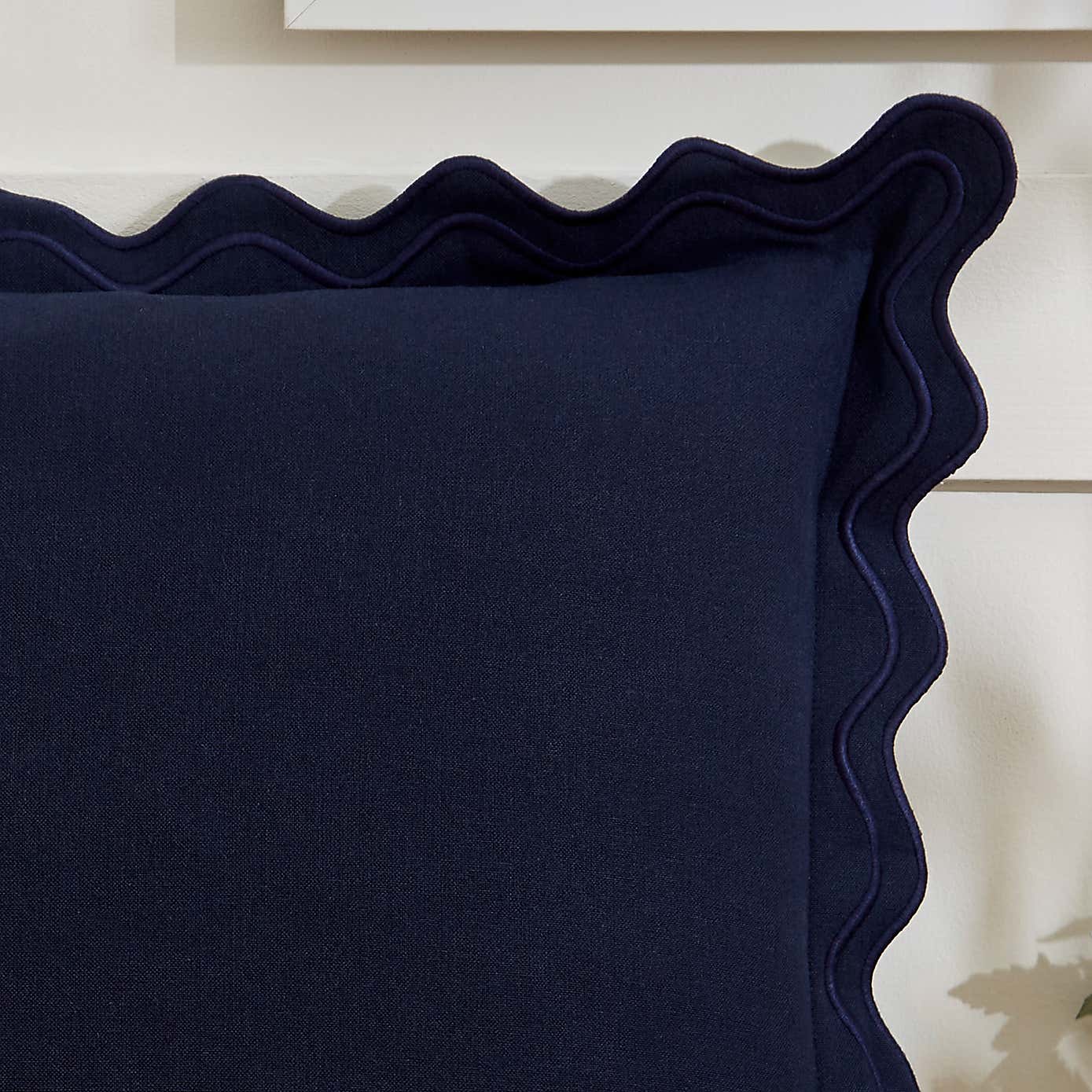 Carousel zoom image position 2 of 4