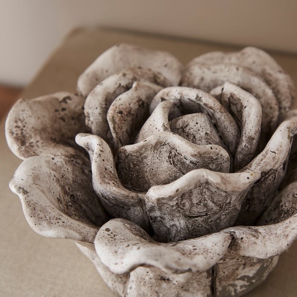 Carousel navigation image position 2 of 3