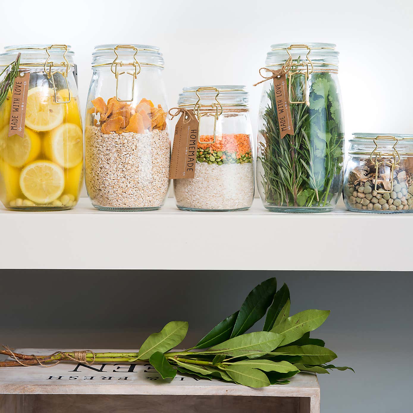 Carousel zoom image position 2 of 4