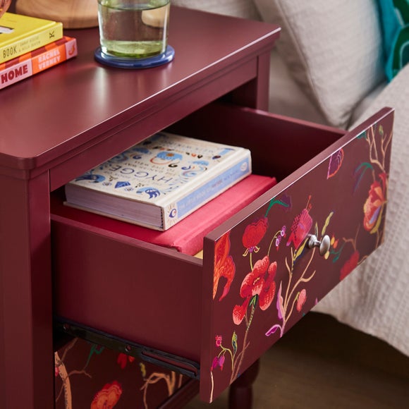 Carousel navigation image position 3 of 7