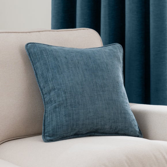 Ultra Chenille Cushion