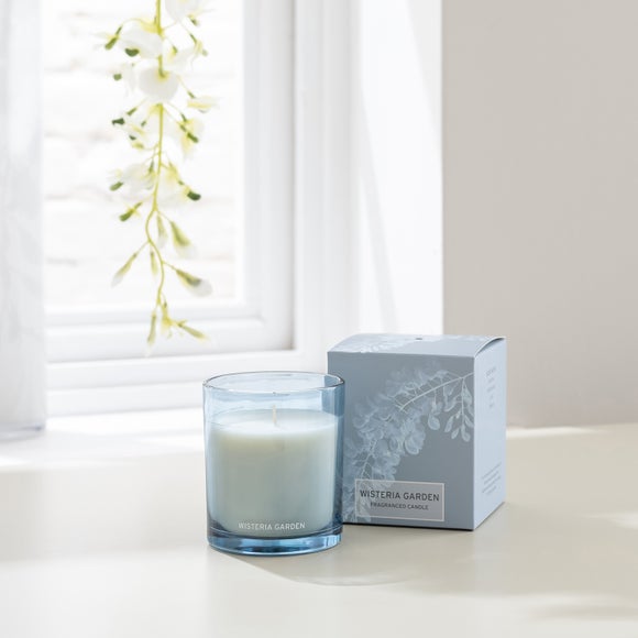 Carousel navigation image position 3 of 4