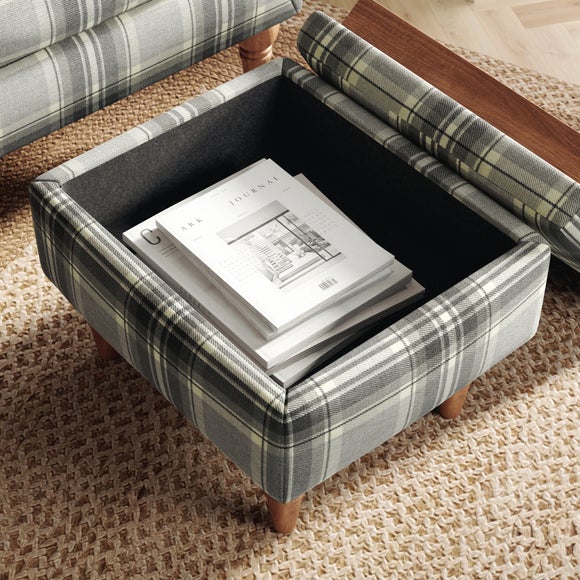 Carousel navigation image position 3 of 9