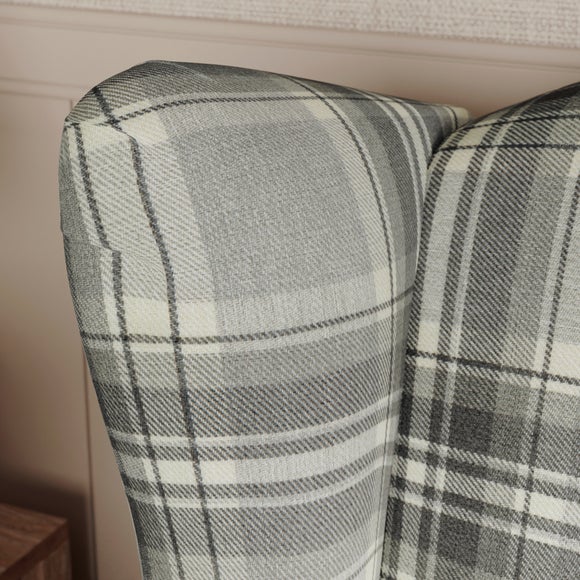 Carousel navigation image position 4 of 9