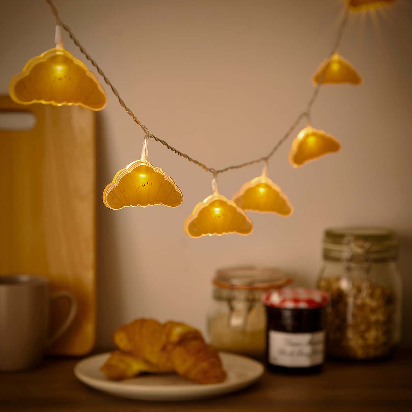 Carousel zoom image position 2 of 5