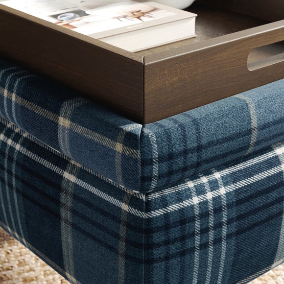 Carousel navigation image position 4 of 9