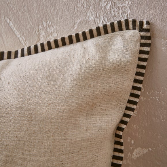 Carousel navigation image position 3 of 3