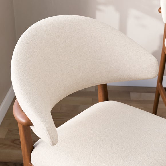 Carousel navigation image position 3 of 8