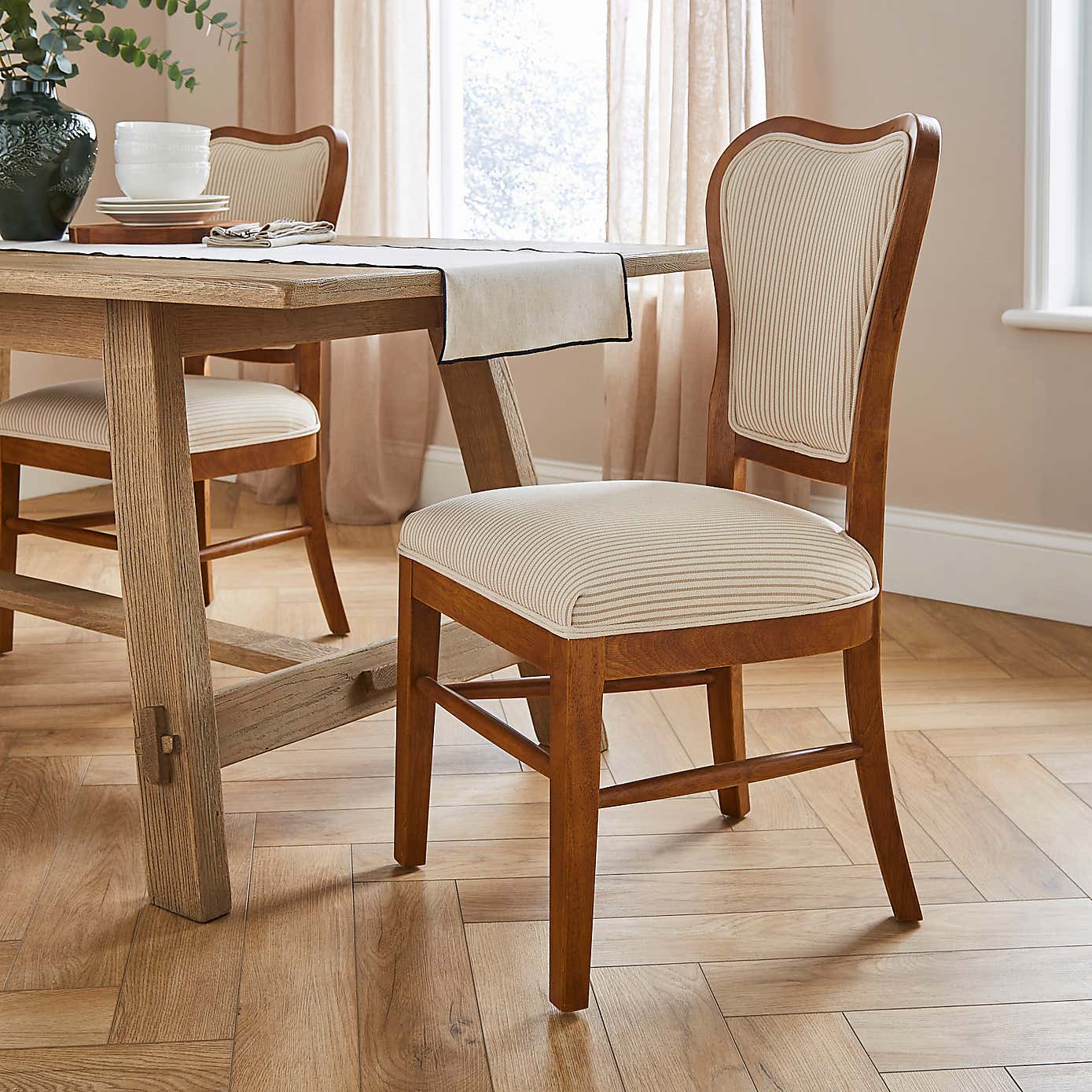 Carousel zoom image position 2 of 8