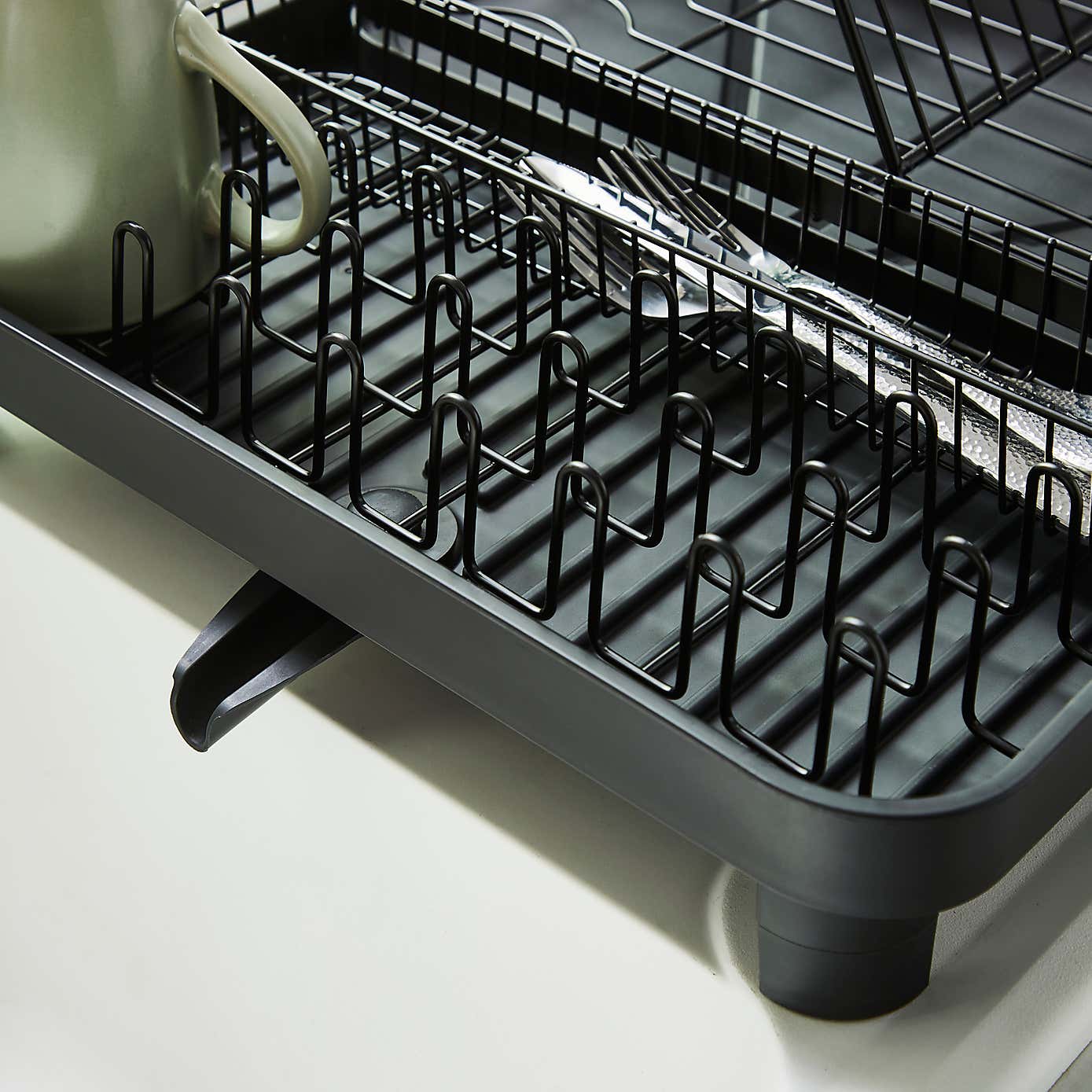 Carousel zoom image position 2 of 3