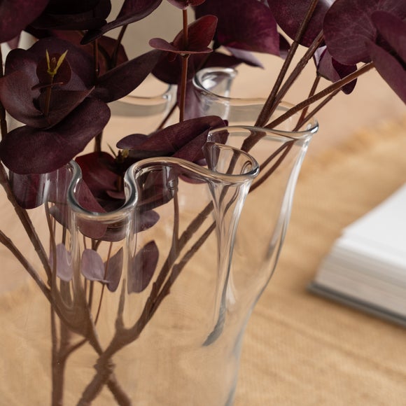 Carousel navigation image position 2 of 3