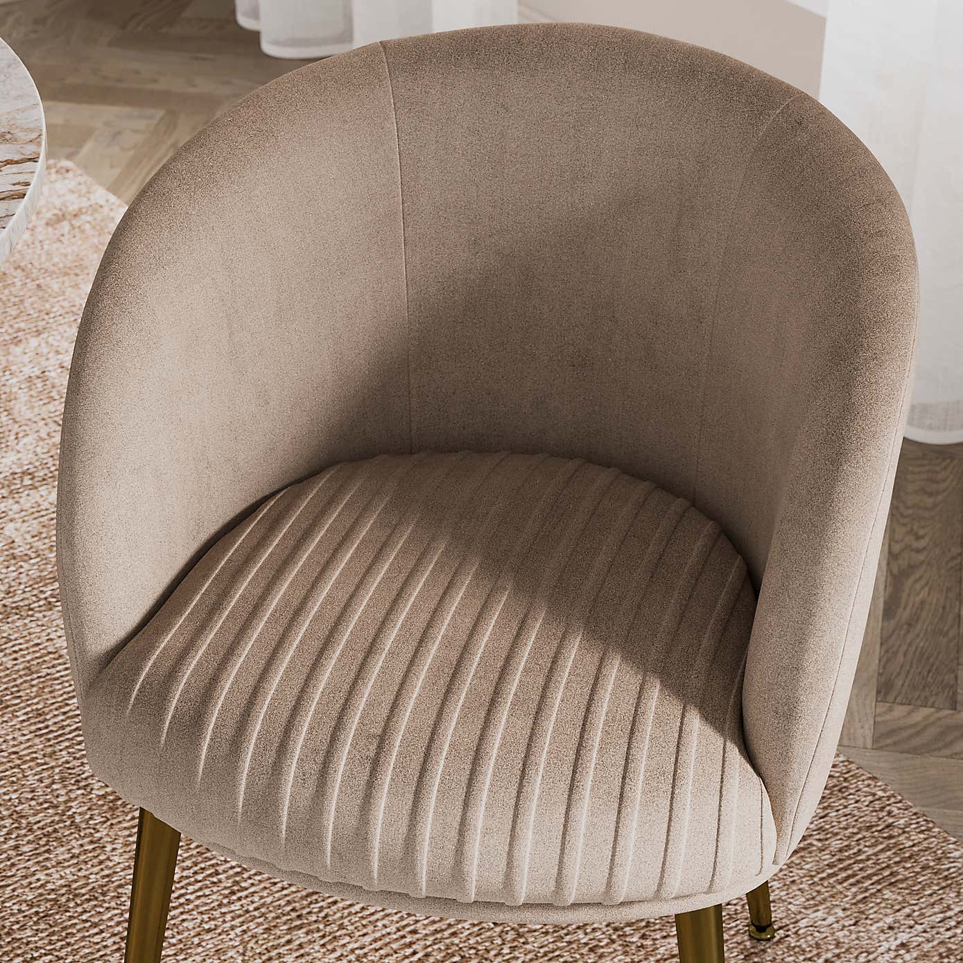 Carousel zoom image position 4 of 8