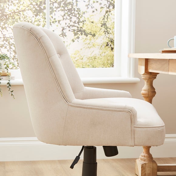 Carousel navigation image position 3 of 7