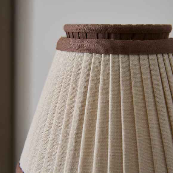 Carousel navigation image position 3 of 4