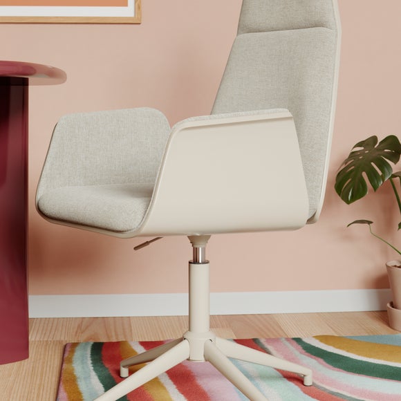 Carousel navigation image position 4 of 6