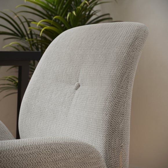 Carousel navigation image position 3 of 7