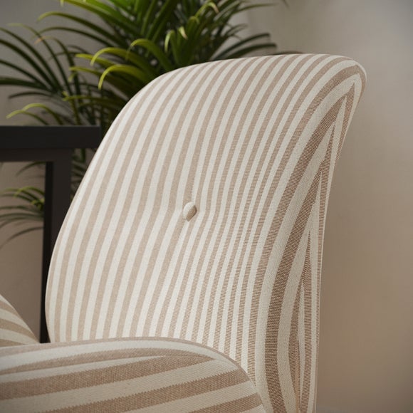 Carousel navigation image position 3 of 8