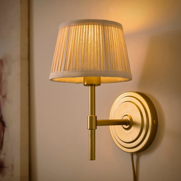 Carousel navigation image position 2 of 4