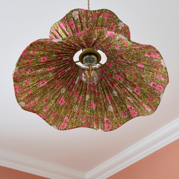 Carousel navigation image position 3 of 5