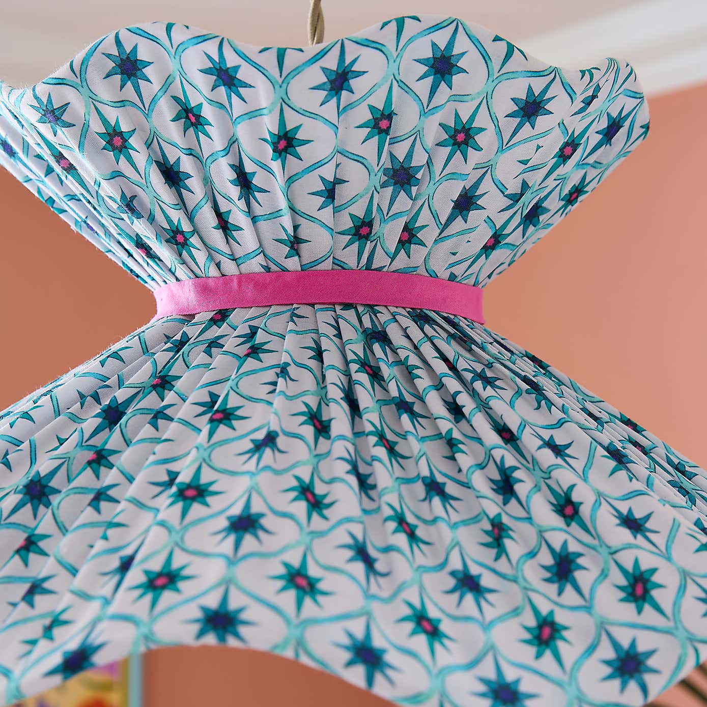 Carousel zoom image position 3 of 4