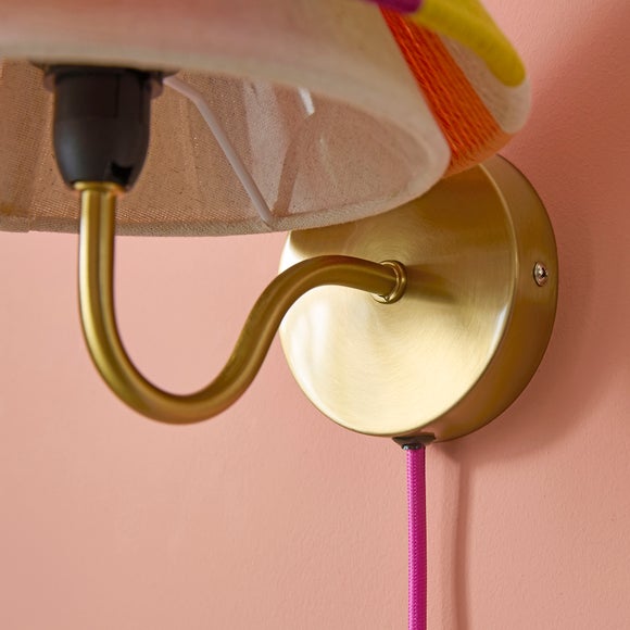 Carousel navigation image position 3 of 5